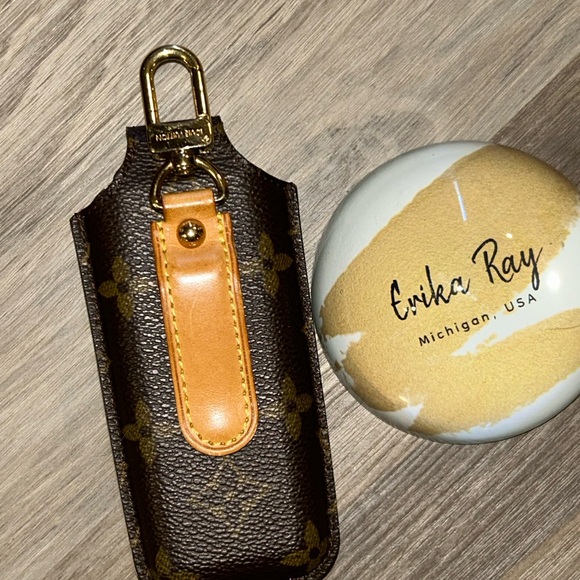 Louis Vuitton Monogram Phone Case Holster - Picture 4 of 16